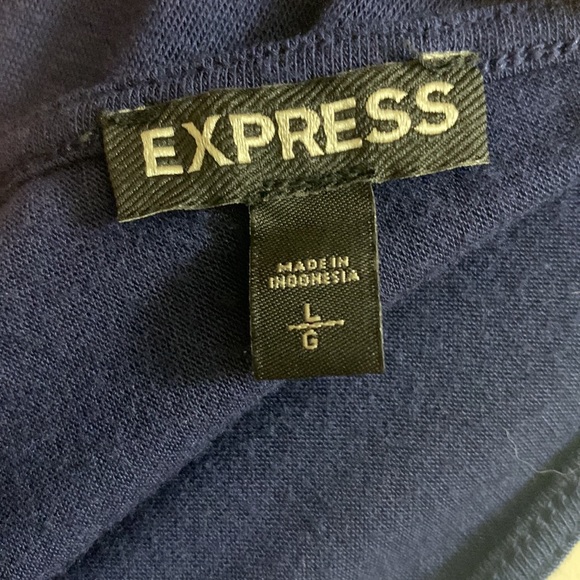 “Sunglasses & Cocktails” v-neck tshirt - Picture 4 of 4